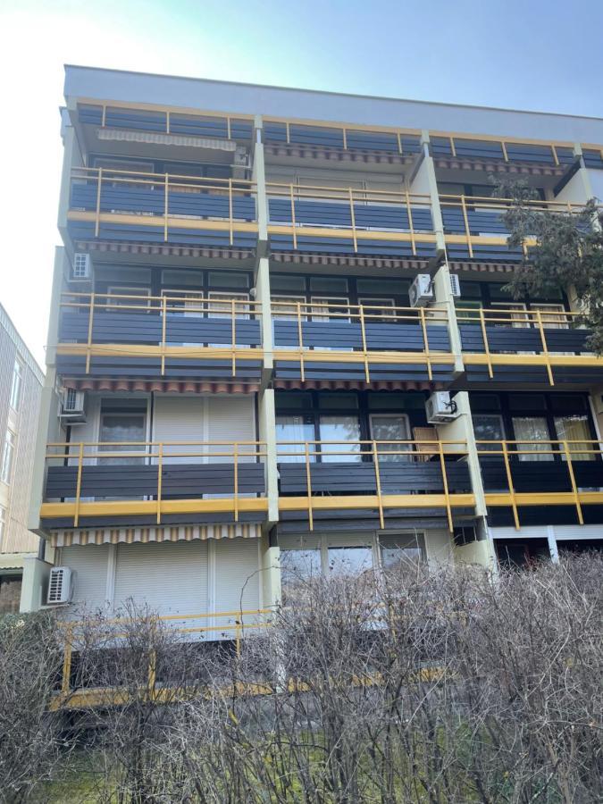 Jokai Apartment
