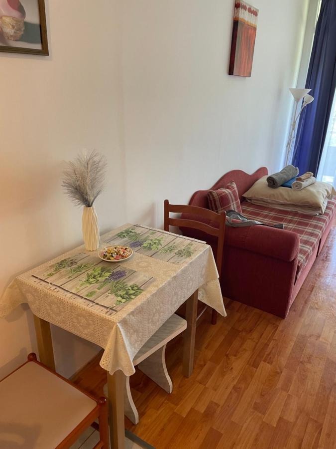 Jokai Apartment